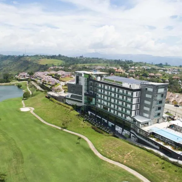 Punta Diamante Premium Hotel、ブカラマンガのホテル