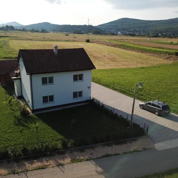 Rooms Ivan, hotell sihtkohas Ličko Lešće