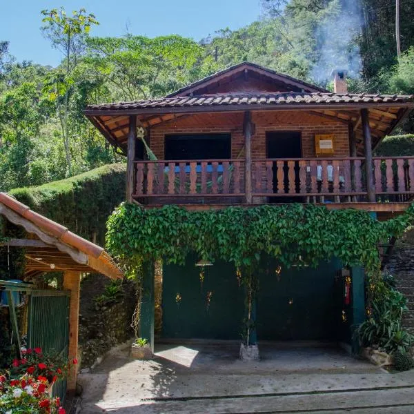 Chalés Lirio dos Vales, hotel in Visconde De Maua