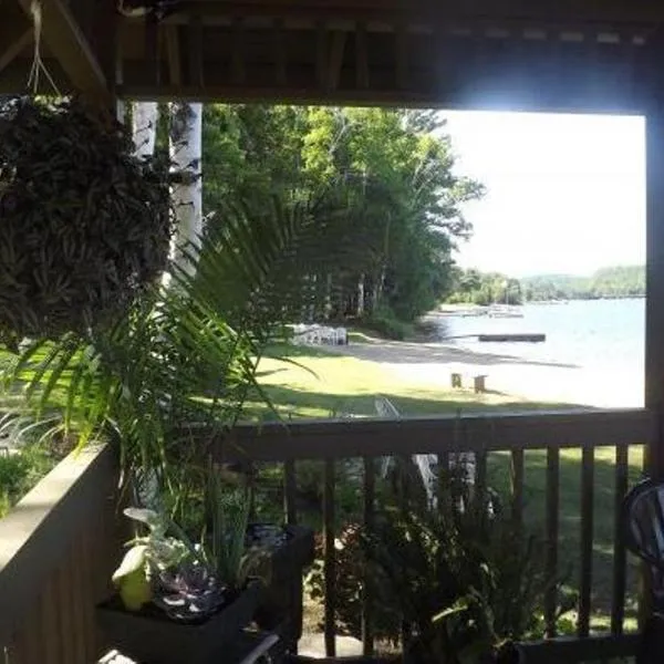 Cloverleaf Cottages, hotel in Oxtongue Lake