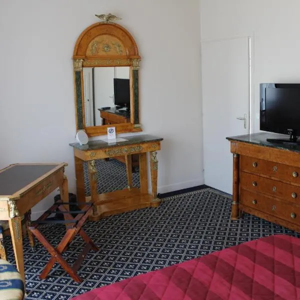 Hôtel Fleur de Lys Hazebrouck, hotel v destinácii Hazebrouck