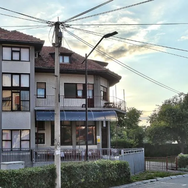 Apartmani Malica: Soko Banja şehrinde bir otel