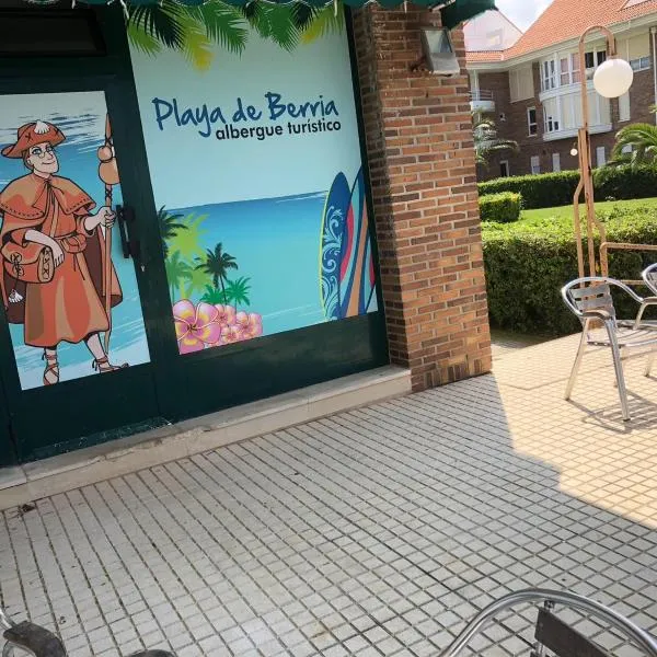 Albergue Turistico Playa de Berria, hotel v destinaci Santoña