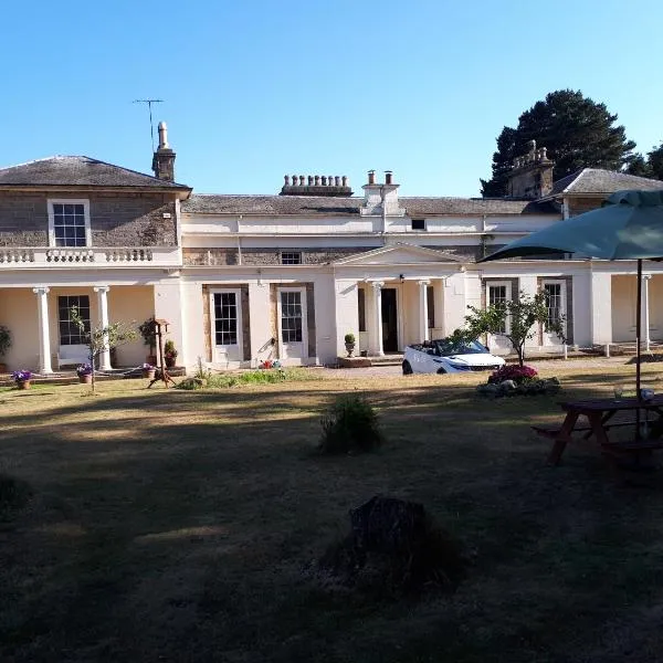 East Wing Apartment in Elgin, hotel di Elgin