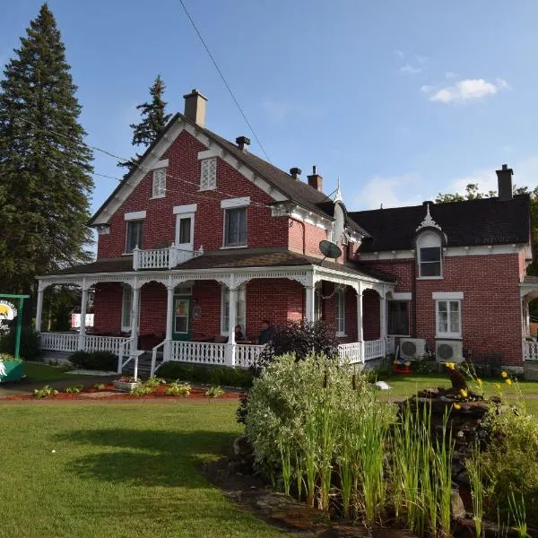 Gil Ann, hotel v destinaci Saint-André-Avellin