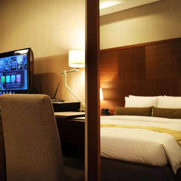 Bridge Hotel Incheon Songdo: Incheon şehrinde bir otel