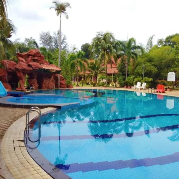 Rompin Beach Resorts, hôtel à Padang Endau