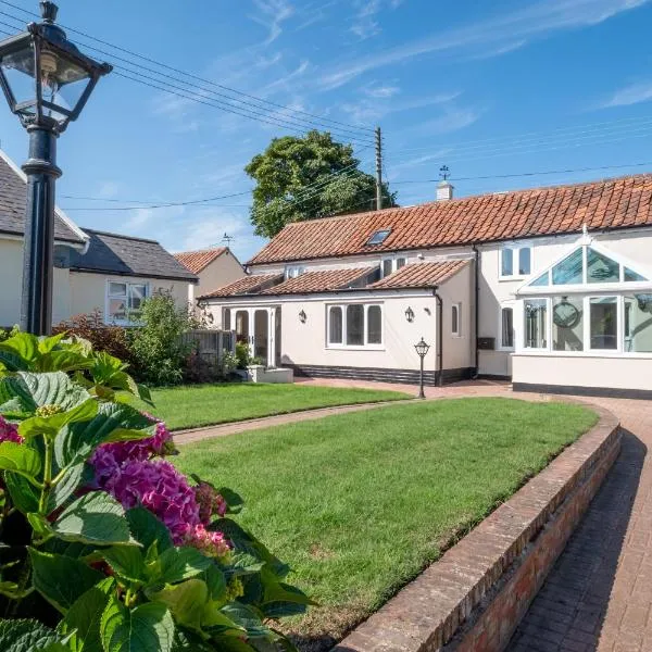 3 Beach Cottages - Aldeburgh Coastal Cottages, hotel in Thorpeness