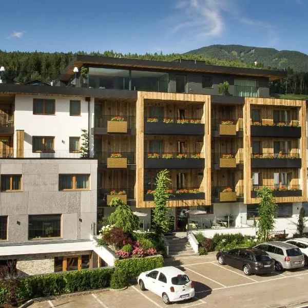 Alpin Hotel Sonnblick, hotel Percában