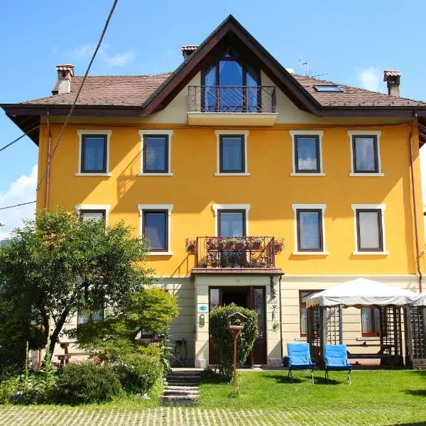 Locanda Aurora-garnì, hotell i Mezzaselva