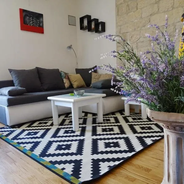 Apartment Naita, hotel v destinaci Sinj