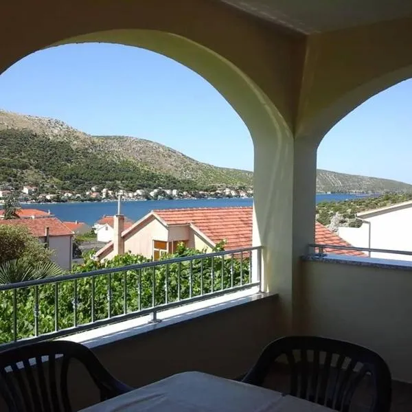 Krešo i Niko, hotel in Grebaštica