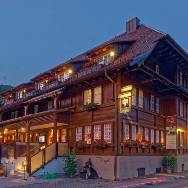 Hotel-Gasthaus Goldener Engel, hotel v destinaci Glottertal