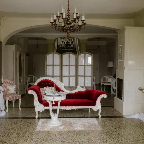 토어가우에 위치한 호텔 HERRENHAUS KUNZWERDA bei TORGAU - ApartHotel, BoardingHouse, WOHNEN auf ZEIT