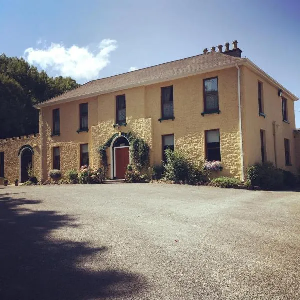 Ballyglass Country House, hotel in Cross of the Tree