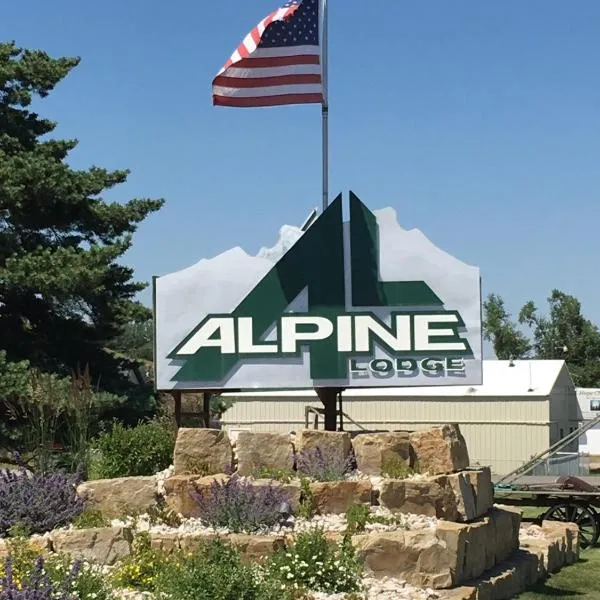 Alpine Lodge, отель в городе Ред-Лодж