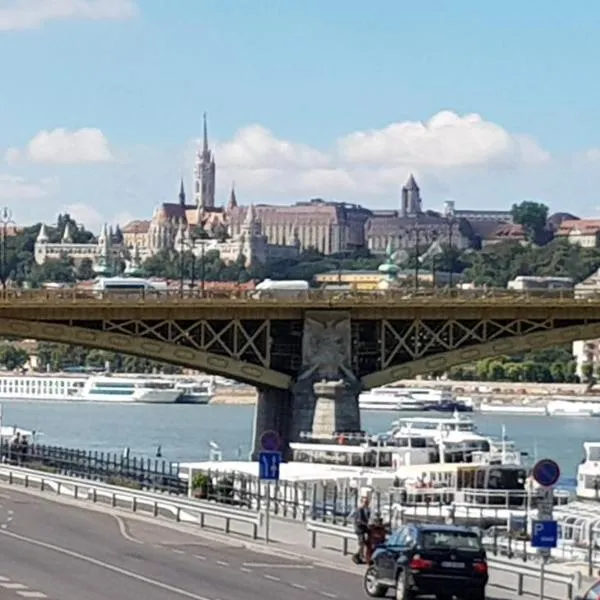 River Center Apartment, hotel v Budapešti