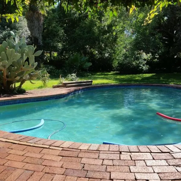 LekkeRus Guest House, hotel v destinaci Vereeniging