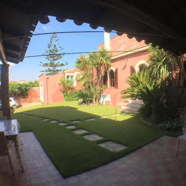 Corte Arrubia, hotel Monastirban