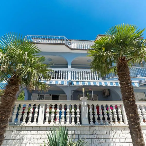 Villa Blue، فندق في سيلتسي
