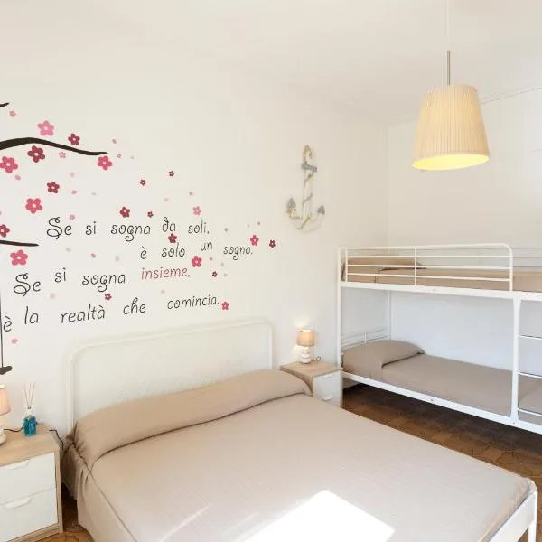 Le Palme 98 "Casa Vacanze", hotel v destinaci Lido di Camaiore