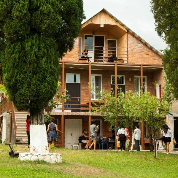 Villa Kardwell, hotel in Martvili