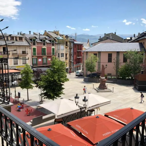 Edifici Herois, hotel di Puigcerdà