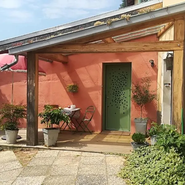 Gîte de Lolotte et Gégé, hotel v destinaci Audeux