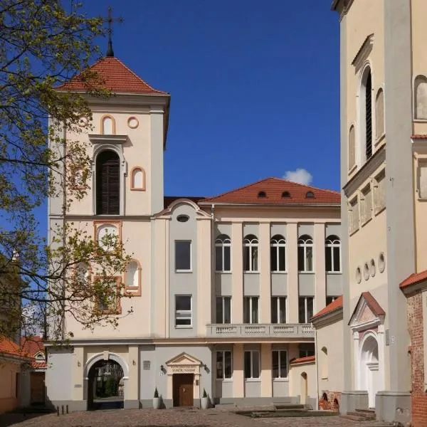 Villa Kaunensis, hotel en Altoniškiai