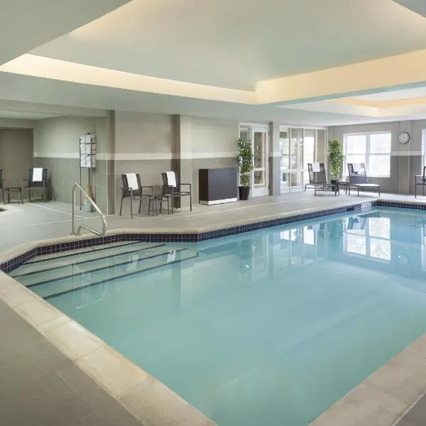 Cambridge Suites Mississauga, hotel v destinaci Mississauga