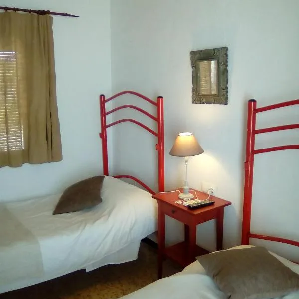 Rocio Rooms, hotel in El Rocío