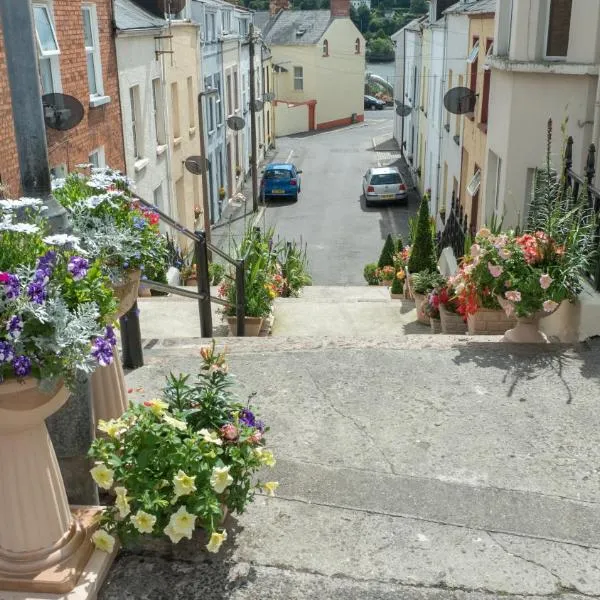 Danny’s Place, hotel in Derry Londonderry
