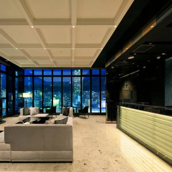 Candeo Hotels Kobe Tor Road, отель в Кобе