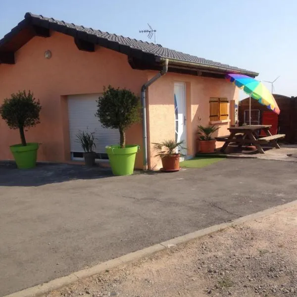 cosy logement à la campagne, hotel v destinaci Marthille