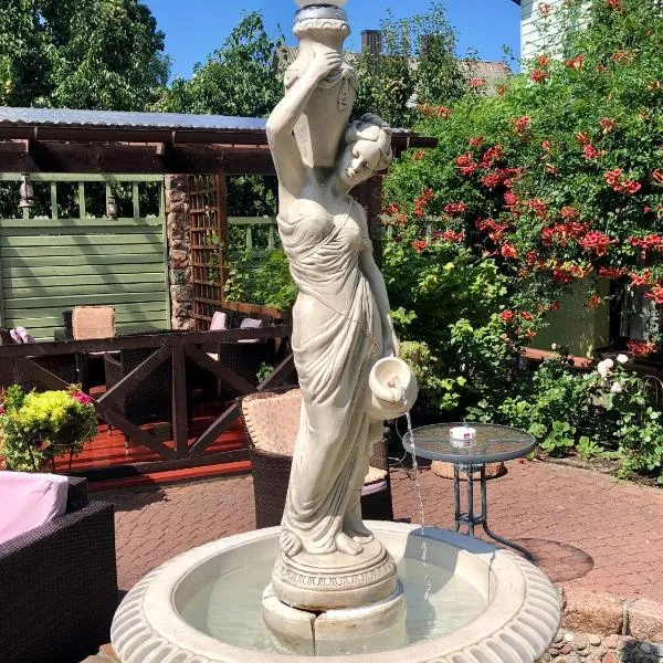 Vila Florena Garden, hotel v destinaci Palanga