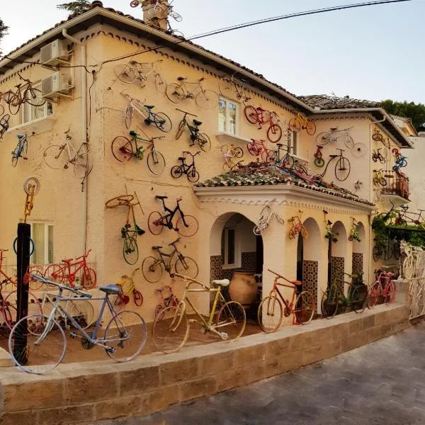 La Casa De Las Bicicletas, hotel v destinaci Cazorla