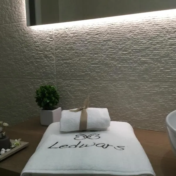 Ledwars, hotell i Taviano