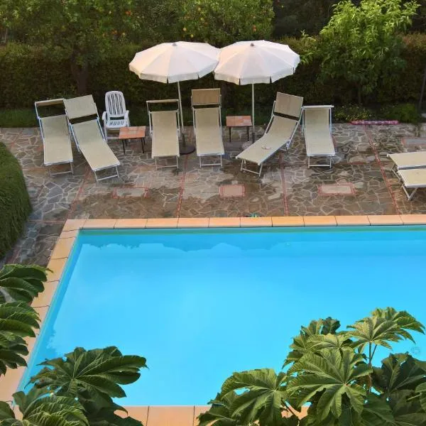 Villa Flavia、サンタニェッロのホテル