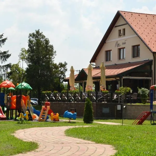 Hotel Moja Čarda, hotel v destinaci Temerin