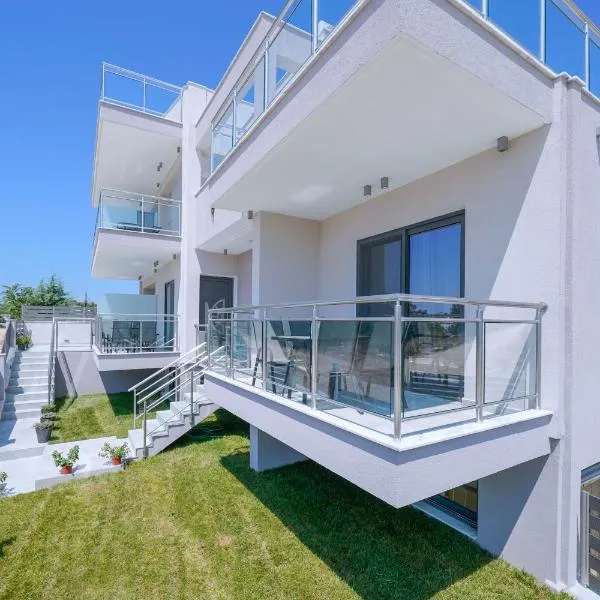 Eridon Suites, khách sạn ở Limenaria
