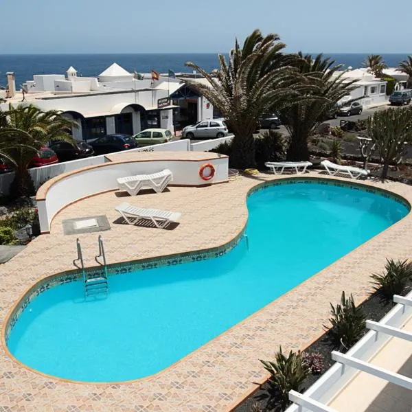 차르코 델 팔로에 위치한 호텔 Charco del Palo Bungalows