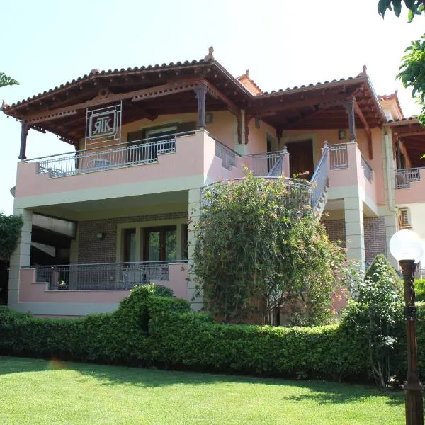 Tosis Apartments, hotel em Svoronata