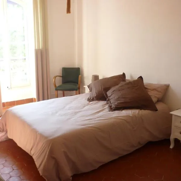 Chez Albert et Karine, hotel v destinácii Sauve