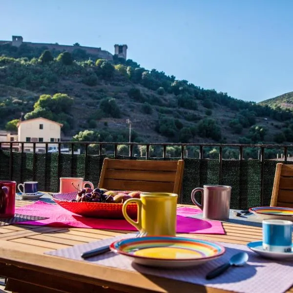 Sardinian Gallery Temo – hotel w mieście Bosa