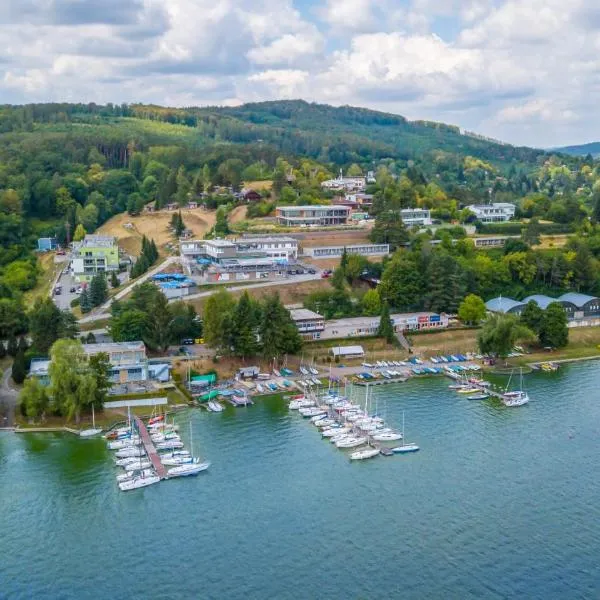 Hotel Rakovec, hotel en Chudčice