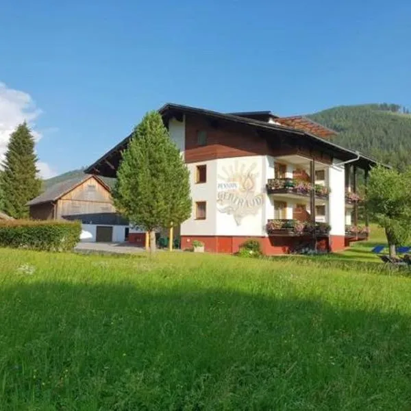 Pension Gertraud, hotel v destinácii Zedlitzdorf