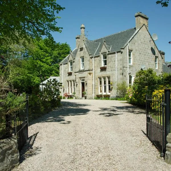 Ravenscourt House, Guest House, hotel v destinaci Grantown on Spey