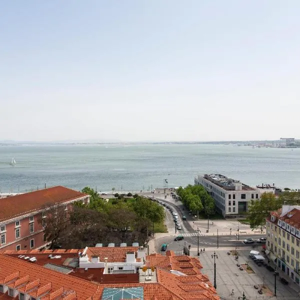 Chiado River View Deluxe Apartment