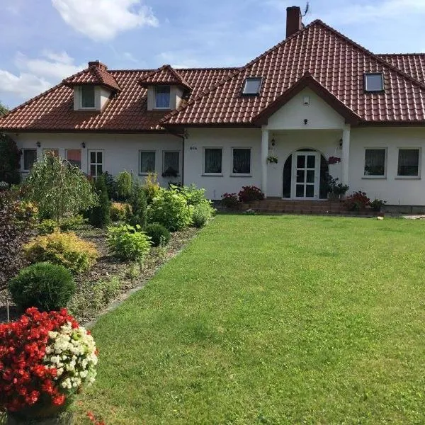 Agroturystyka 'Milena', hotel in Białowąs