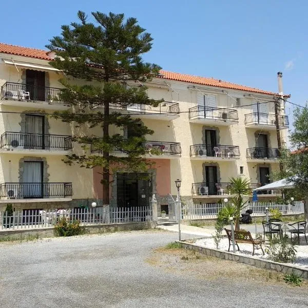 Argiropouloi, hotel in Astros